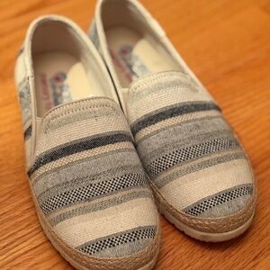 Skechers bob’s Womens Memory foam shoes